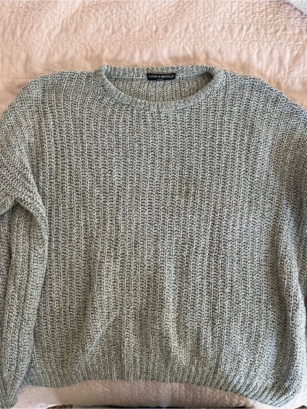 Brandy Melville Gray Knit Crewneck Sweater